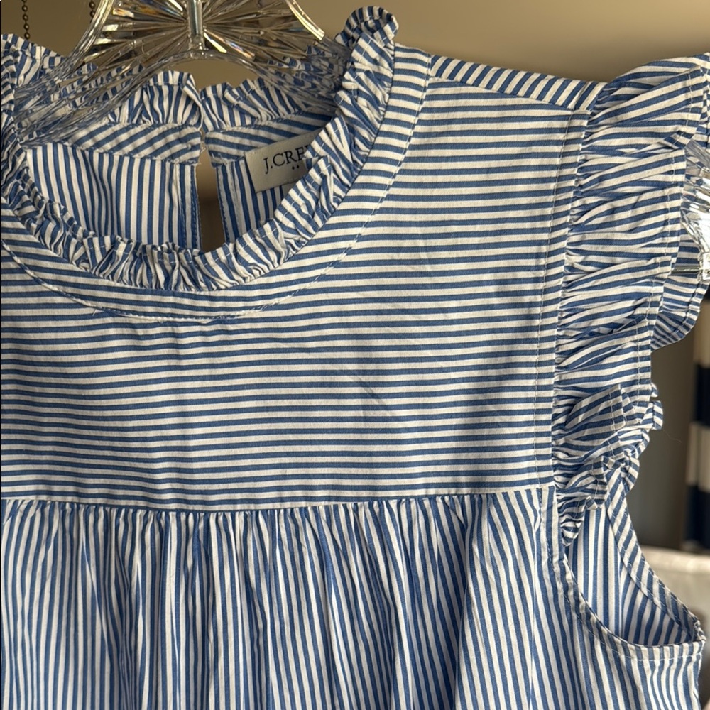 🎀 J. Crew Sleeveless Top 🎀